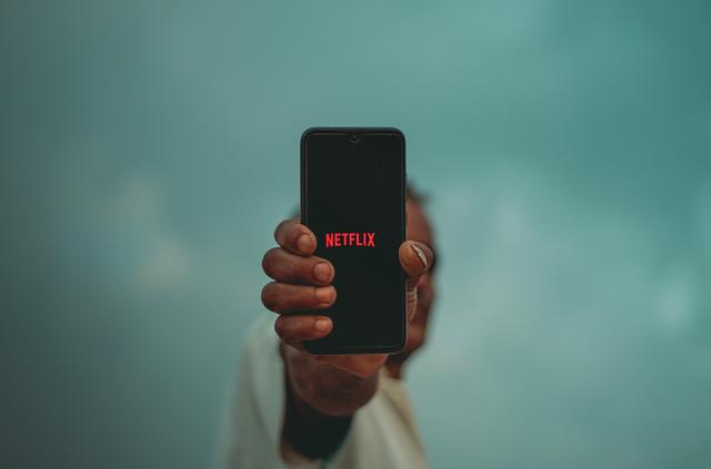 Siap-siap! Netflix Bakal Setop Aplikasi di iPhone dan iPad Versi Ini 