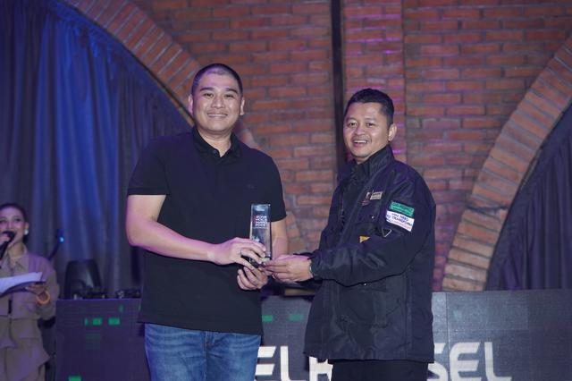 Telkomsel Sabet Best Operator Service di Uzone Choice Award 2023