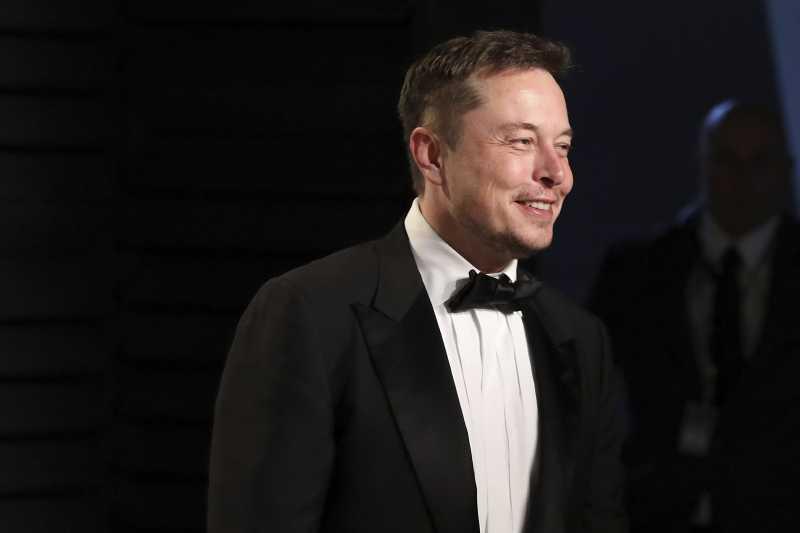 Elon Musk, Orang Kaya Keblinger yang Ngaku Kebal Covid-19 Tujuh Turunan