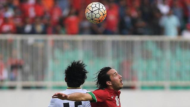 Ezra Walian Masih Negosiasi dengan West Ham United