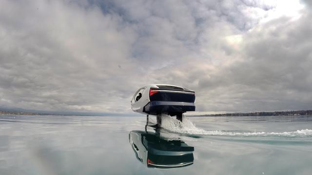 SeaBubbles, Taksi Listrik yang Bisa Terbang di Atas Laut